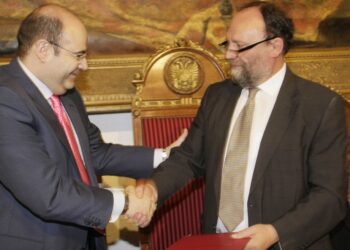 Firmado el convenio con la Universidad para estudiar el cambio climático en Sierra Nevada