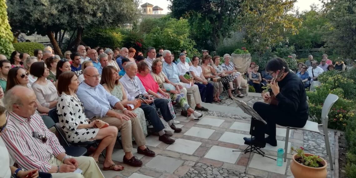 HOMENAJE A TÁRREGA Y ALBÉNIZ EN EL ALJIBE DEL REY