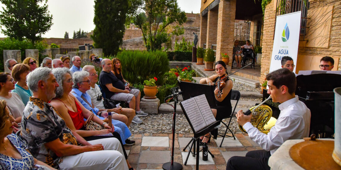 EL TRÍO UNEBEN INAUGURA EL CICCLO MÚSICA EN EL ALJIBE