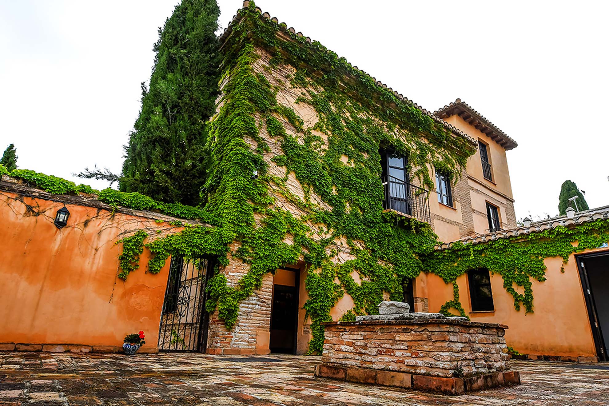 Fundación AguaGranada - Fachada interior